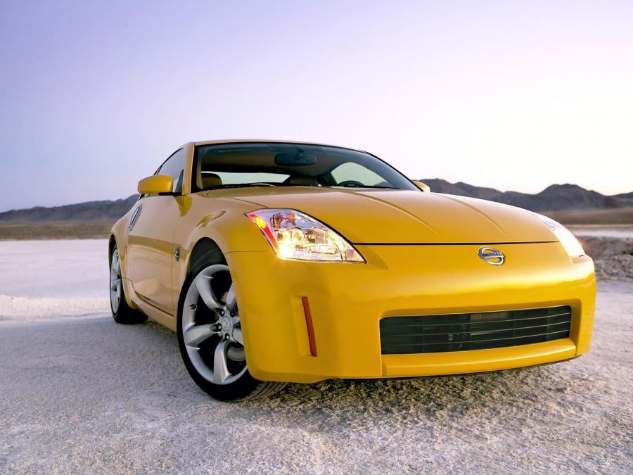  Nissan 350Z 35th anniversary 2004 года  (фото 22 из 33)